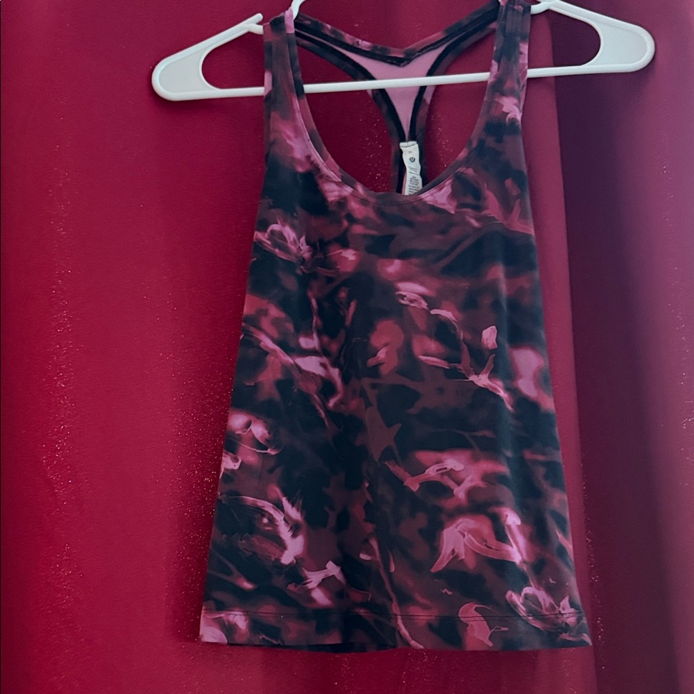 lululemon athletica tank top - slightly cropped